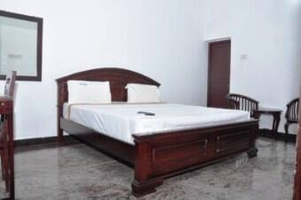 Esakki High View Resorts 1, Courtrallam 3